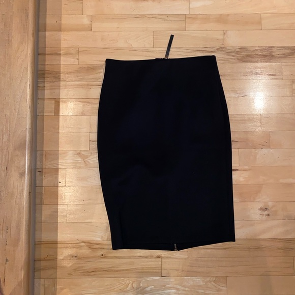 Black work skirt - Picture 2 of 4